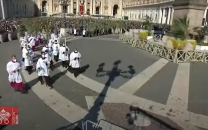 Vatican City comes to life again after 2 years