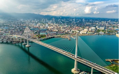 <p>An aerial shot of the Cebu-Cordova Link Expressway. <em>(Photo courtesy of CCLEC)</em></p>