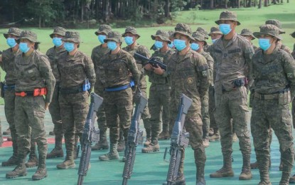 <p><strong>MARKSMANSHIP ASSESSMENT.</strong> Some 68 soldiers coming from five Army Infantry Divisions based in Mindanao are seeing action in the 12-day marksmanship skills evaluation at Camp Major Cesar Sang-an in Labangan, Zamboanga del Sur. The participants of the activity, which kicked off Monday (April 18, 2022) will exhibit their marksmanship skills in pistol, rifle, and machine-gun categories.<em> (Photo courtesy of the Army's 1st Infantry Division)</em></p>