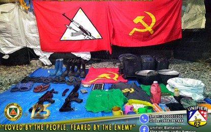 <p><strong>RECOVERED</strong>. Army troopers recover guns, ammunition, and other items following a clash with suspected New People’s Army rebels in Sitio Halog, Barangay Sandayao in Guihulngan City, Negros Oriental on Thursday (April 21, 2022). Lt. Col. William Pesase Jr., 62ndIB commanding officer, said the encounter resulted following a tip-off from residents of the remote mountain village. <em>(Photo courtesy of the 62IB Philippine Army)</em></p>