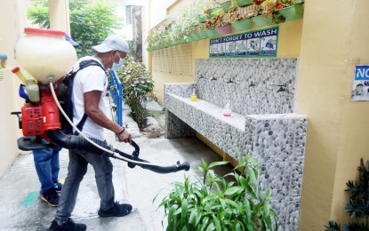 <p>Disinfection to kill dengue mosquitoes and other viruses <em>(PNA file photo)</em></p>