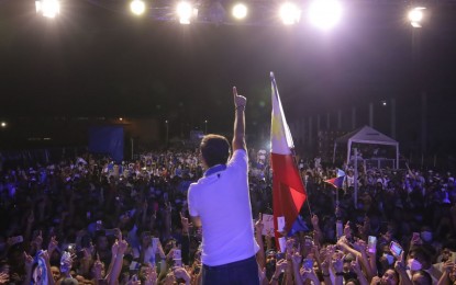 <p>Isko Moreno's campaign rally at the Binirayan Stadium in San Jose de Buenavista, Antique on Monday (April 25, 2022). <em>(Photo courtesy of Isko Moreno Media Bureau) </em></p>