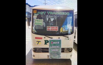 <p><strong>MORE ROUTES</strong>. The Land Transportation Franchising and Regulatory Board (LTFRB) opens more routes offering “Libreng Sakay” (free rides) to healthcare workers and authorized persons outside residence in Central Luzon. The transport service cooperatives that offer free rides to commuters under the Service Contracting Program (Phase 3) are those plying routes in the provinces of Pampanga, Bataan, Bulacan, Tarlac, and Zambales. <em>(Photo courtesy of LTFRB-Region III)</em></p>