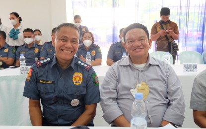 <p>Negros Oriental Provincial Police Officer Col. Germano Mallari and Lawyer Lionel Marco Castillano, Comelec-Negros Oriental provincial election supervisor-designated. <em>(PNA file photo by Judy F. Partlow)</em></p>