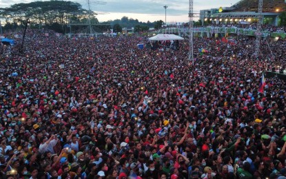 <p><strong>SHOW OF FORCE</strong>. Hundreds of thousands of people troop to Tagum City Hall grounds in Davao del Norte in a show of force and display their solid support for presidential frontrunner Ferdinand 'Bongbong' Marcos and his running mate Inday Sara Duterte during their miting de avance together with the entire UniTeam senatorial slate held in the Mindanao region on Thursday night (May 5, 2022). The supporters said they came to witness history and ensure victory for the entire UniTeam.<em>(Photo: BBM Media Team)</em></p>