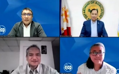 <p><strong>FREE TRADE DEALS.</strong> The Economic Journalists Association of the Philippines holds a webinar titled "Spiraling Commodity Prices: Game Plan to Survive Shocks” on Wednesday (May 11, 2022) wherein Trade Assistant Secretary Allan Gepty (upper left) discusses benefits of free trade deals. Also in photo are Agriculture Secretary William Dar (upper right), Philippine Institute for Development Studies (PIDS) senior research fellow Roelhano Briones (lower left) and EJAP president Cai Ordinario (lower right). <em>(Screenshot from EJAP Pilipinas Facebook page)</em></p>