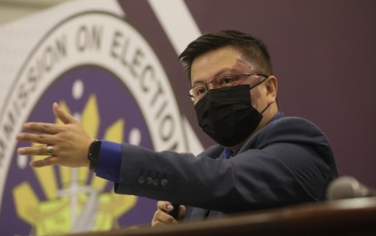 Comelec may hold simultaneous PI signatures' check, voter sign-up