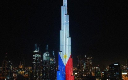 <p><strong>CLOSE TIES.</strong> World’s tallest building Burj Khalifa in Dubai, UAE honors the 122nd Independence of the Philippines by lighting up the colors of the Philippine flag in 2020. The inaugural Philippine Economic and Investment Summit (PEIS) and the 9th Philippine Property and Investment Exhibition (PPIE) will be held on May 12-13, 2023, at Radisson Blu Hotel, Deira Creek, Dubai. <em>(Photo courtesy of Gulf Today)</em></p>