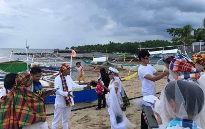 <p><strong>MANGROVE ISLAND.</strong> One of the scenes of “Amon Banwa sa Lawod” (Our Island of the Mangrove Moon) being shot in Suyac Island of Sagay City, Negros Occidental. The international full-length film is helmed by acclaimed Filipino director Anton Juan. <em>(Photo courtesy of Sagay City Information and Tourism Office)</em></p>