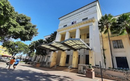 <p>The Cebu City Hall Building. <em>(PNA file photo)</em></p>