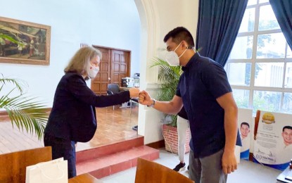<p><strong>FRUITFUL MEETING.</strong> Danish Ambassador to the Philippines Grete Sillasen (left) and Ilocos Norte Governor Matthew Manotoc meet at the Provincial Capitol in Laoag City on Thursday (June 2, 2022). They talked about possible collaborations on renewable energy, agriculture, fisheries, and the development of smart cities. <em>(Photo courtesy of Embassy of Denmark in the Philippines)</em></p>