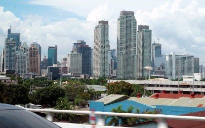 <p><strong>INSURANCE BOOST</strong>. View of Makati, the country's financial hub. The continued recovery of the domestic economy is seen as a boost to the growth of insurance penetration in the Philippines, stakeholders said on Friday (June 17, 2022). <em>(PNA file photo)</em></p>