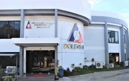 <p><strong>PAY HIKE</strong>. The Department of Labor and Employment Eastern Visayas regional office in Tacloban City. The department on Thursday (Dec. 29, 2022) reminded private employers in Eastern Visayas on the effectivity of the second tranche of wage increase starting Jan. 2 next year. <em>(PNA file photo)</em></p>
