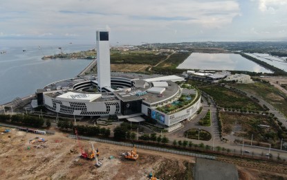 <p>An aerial view of the SM Seaside, the biggest mall in Cebu. <em>(Contributed photo by Jun Nagac)</em></p>