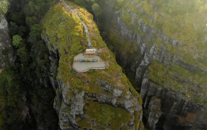 <p>Bud Bongao, the highest peak of Tawi-Tawi province <em>(Screengrab from Project Lupad/We Wander PH)</em></p>