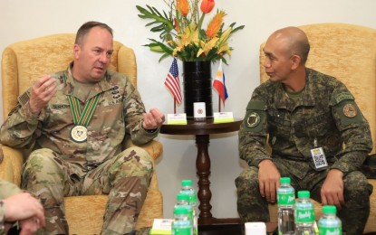 <p>Philippine Army Signal Regiment commander, Brig. Gen. Milton Beset (right) and US Army Pacific (USARPAC) 1st Multi-Domain Task Force (MDTF) commander, Brig. Gen. James Isenhower III (left). <em>(Photo courtesy of Philippine Army)</em></p>