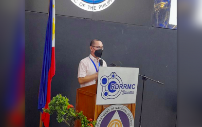 <p><strong>NEW COMMAND HUB.</strong> Defense Undersecretary Reynaldo Mapagu delivers the message of Defense chief Delfin Lorenzana during the inauguration and opening of the PHP77-million office building and government and command center of the Office of Civil Defense Caraga (OCD-13) on Thursday (June 16, 2022) in Bancasi, Butuan City. Mapagu is joined by Defense Undersecretary Ricardo Jalad, OCD-13 Director Liza Mazo, and OCD officers from across the region. <em>(PNA photo by Alexander Lopez)</em></p>