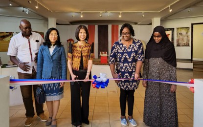 <p><strong>FIRST IN KENYA</strong>. Philippine Ambassador Marie Charlotte Tang (center) leads the ribbon-cutting to officially open the first-ever Philippine exhibition “Perfected by Tradition: Philippine Weaves” at the Naoribi National Museum on June 17, 2022. She was joined by (from left) Calistus Musiomi from the Ministry of Sports, Culture and Heritage, H.E. Thai Ambassador Sasirit Tangulrat, Mwanaima Salim, Principal Curator from the Nairobi National Museum, and Halima Shariff from the Ministry of Foreign Affairs<em> (Contributed photo)</em></p>