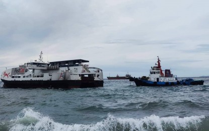 Ferry boat runs aground in Dumaguete; 15 crew safe