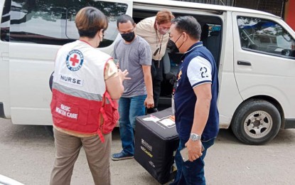 <p><strong>PRC VAX CENTER.</strong> The Philippine Red Cross (PRC) has opened stating Wednesday (June 22, 2022) its vaccination center for all priority groups in Zamboanga City. The PRC-Zamboanga received 300 Moderna vial donations from the Ayala Group of Companies which is equivalent to 3,000 vaccine doses.<em> (Photo courtesy of PRC-Zamboanga Chapter)</em></p>