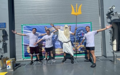 <p><strong>CROSSING THE IDL.</strong> Philippine Navy personnel aboard the BRP Antonio Luna dress as 'pollywogs' during the line-crossing rites after the ship crossed the International Date Line on Wednesday (June 22, 2022). The ceremony, which is also observed when crossing the equator, serves as an initiation rite and marks a milestone in every sailor's life. <em>(Photo courtesy of Philippine Navy)</em></p>