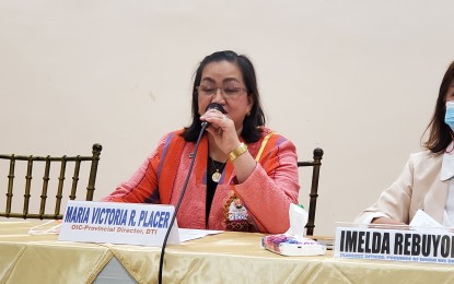 <p><strong>OPEN FOR INVESTORS.</strong> Engr. Maria Victoria Placer, acting chief of the Department of Trade and Industry in Davao del Sur, declares Tuesday (June 28, 2022) that the province is ready to accept local or foreign investors. She says the province has become more conducive to businesses with the gradual easing of coronavirus disease 2019 restrictions. <em>(PNA photo by Che Palicte)</em></p>