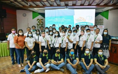 <p><strong>TRAINING.</strong> A total of 29 agricultural extension workers in Central Luzon underwent a three-week training to help rice farmers to become more competitive. The participants’ training is funded under the Rice Competitiveness Enhancement Fund-Rice Extension Services Program. <em>(Photo courtesy of DA-PhilRice)</em></p>