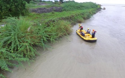 <p><strong>MISSING</strong>. Search continues for the missing person who went to check his fish trap at the Cagarangan River in Bugasong, Antique on June 26, 2022. Antique Provincial Disaster Risk Reduction and Management head Broderick Train said on Wednesday (June 29) that the missing person, Ariel Solis, could have been carried by the gushing waters while checking on the trap. <em>(Photo courtesy of Antique PDRRMO)</em></p>