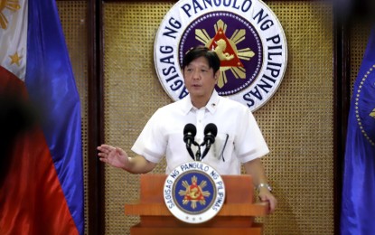<p><strong>1ST PRESS BRIEFING.</strong> President Ferdinand “Bongbong” Marcos Jr. holds first press conference as the country’s 17th President at the Malacañang Palace on Tuesday (July 5, 2022). Marcos said he has given his Cabinet secretaries a "free hand" to streamline their respective departments and offices. <em>(Office of the President photo)</em></p>
