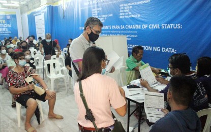 Comelec vows tight watch vs. multiple registrants during voter sign-up