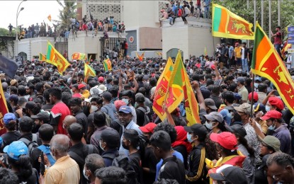 <p>Sri Lankan protestors demanding that President Gotabaya Rajapaksa steps down from the Presidency forcibly enter the President’s House, the official residence of the President in Colombo, Sri Lanka on July 9, 2022. <em>(M.A. Pushpa Kumara - Anadolu Agency)</em></p>