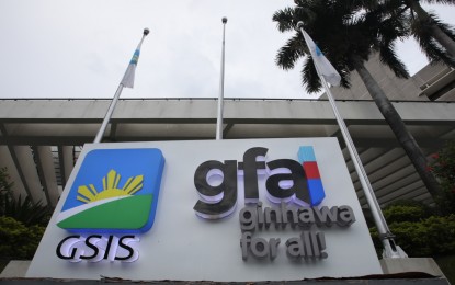 <p>GSIS facade <em>(File photo)</em></p>