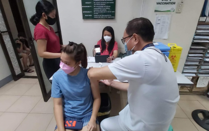 2nd booster doses reach 42K Manila residents