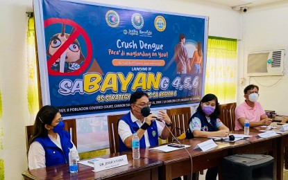 <p><strong>ANTI-DENGUE DRIVE</strong>. Dr. Ernell Tumimbang (2nd from left), provincial health officer of Negros Occidental, speaks during a press briefing after the launching of the Department of Health-Western Visayas’ “SaBAYANg 4,5,6” anti-dengue campaign in La Carlota City on Friday (July 15, 2022). Negros Occidental has logged 1,869 dengue cases, the highest in Region 6, from January 1 to July 2 this year.<em> (Photo courtesy of DOH-Western Visayas)</em></p>