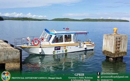<p><strong>SEA AMBULANCE.</strong> The United Nations Population Fund hands over to the provincial government of Dinagat Islands a PHP4 million sea ambulance Wednesday (July 20, 2022). The boat is expected to provide fast and safe medical services to the people of the island province. <em>(Photo courtesy of Provincial Information Office Dinagat Islands)</em></p>