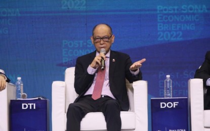 <p><strong>STRONG SHOWING</strong>. Finance Secretary Benjamin Diokno eyes the continuation of strong domestic output in the last quarter of the year after noting recent employment and manufacturing reports. He said inflation is also expected to decelerate by next year and the peso is continuing its appreciation against the US dollar. <em>(PNA file photo)</em></p>