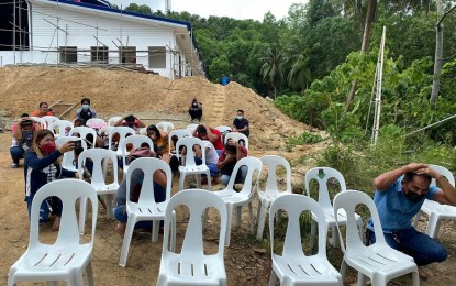 <p><strong>EARTHQUAKE DRILL</strong>. The Office of Civil Defense in Western Visayas (OCD-6) conducts the earthquake drill in an isolation facility in Barangay Loong, Concepcion, Iloilo on March 10, 2022. OCD-6 is pushing for the conduct of the face-to-face drills since the majority of the provinces and highly urbanized cities in Western Visayas are under Alert Level 1, said information officer Cindy Ferrer on Wednesday (July 27, 2022).<em> (Photo courtesy of OCD Western Visayas FB page)</em></p>