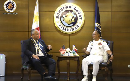 <p><strong>ALLIES.</strong> Philippine Navy flag officer in command, Vice Adm. Adeluis Bordado (right), meets with US Secretary of the Navy Carlos del Toro during a courtesy call at the PN headquarters in Manila on Tuesday (July 26, 2022). Del Toro and Bordado discussed matters on the continued bilateral cooperation and partnership between the Philippine Navy and the US Navy. <em>(Photo courtesy of the Philippine Navy)</em></p>