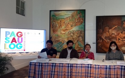 <p><strong>CULTURE AND ARTS PROMOTION</strong>. Negros Cultural Foundation, Inc. (NCFI) president Lyn Gamboa (2nd from right), Negros Occidental provincial tourism officer Cheryl Decena (right), Sine Negrense co-festival director Banjo Hinolan (left), and NCFI executive assistant Roger Joshua Venzal lead the press conference for the “Pagsaulog: A Celebration of Negrense Culture” at The Negros Museum in Bacolod City on Thursday (July 28, 2022). This year, events include the Sine Negrense: Negros Island Film Festival, the “Cinco de Noviembre” short play competition, and the inter-local government unit mural competition. <em>(PNA photo by Nanette L. Guadalquiver)</em></p>