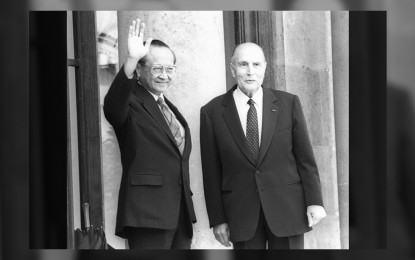 <p><strong>HAPPY DAYS.</strong> Former president Fidel V. Ramos (left) with former French president François Mitterrand during the former's visit to Paris on Sept. 13, 1994. Ramos was an awardee of the prestigious French Legion of Honor, the Grand Cross. <em>(Photo courtesy of the French Embassy to the Philippines and Micronesia)</em></p>
