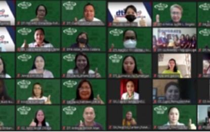 <p><strong>MENTORING PROGRAM</strong>. The graduates of the second batch of this year’s Project Kapatid Mentor Me: Money and Market Encounter (KMME MME) during their virtual graduation on July 29, 2022. Since it was launched in 2016, the online mentoring program has already produced 621 graduates. <em>(Photo courtesy of DTI Western Visayas)</em></p>