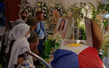 <p><strong>LAST RESPECTS.</strong> Family, friends, and supporters pay their last respects to the late Mayor Rose Furigay of Lamitan City, Basilan. Furigay was laid to rest Wednesday (August 3, 2022) amid the hundreds of grieving Lamiteños from all walks of life. <em>(Photo lifted with permission from the Facebook account of Ronda del Basilan)</em></p>