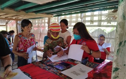 <p><br /><strong>PAYOUT</strong>. Indigent senior citizens from Caluya, Antique receive their social pension for the third quarter of this year during the Aug. 2 and 3, 2022 payout by the Department of Social Welfare and Development Field Office 6. The social pension stands to benefit 380,608 indigent senior citizens in Western Visayas. <em>(Photo courtesy of DSWD FO6)</em></p>