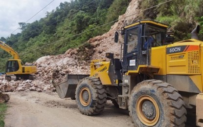 <p><strong>ROAD CLEARING</strong>. Energy China’s project department sends heavy equipment to help clear Gov. Bado Dangwa National Road in Benguet after a magnitude 7 earthquake struck northern Luzon on July 27, 2022. China Energy Engineering Group Guanxi Hydroelectric Construction Bureau Co. Ltd. is building the Kapangan hydropower plant in Kapangan, Benguet.<em> (Contributed photo)</em></p>