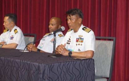 <p>BRP Antonio Luna (FF-151) commanding officer Capt. Charles Merric Villanueva (right)<em> (Photo courtesy of Philippine Navy)</em></p>