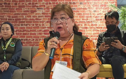 <p><strong>KEEPING DISTANCE.</strong> Modenita Mabaylan, president of the Department of Agrarian Reform Employees Association-Northern Mindanao chapter, reads the organization's statement disaffiliating itself with Confederation for Unity, Recognition, and Advancement of Government Employees (Courage) Wednesday (August 10, 2022). According to the National Intelligence Coordinating Agency, Courage is a front organization of the Communist Party of the Philippines-New People’s Army-National Democratic Front. <em>(PNA photo by Nef Luczon)</em></p>