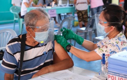 <p><strong>MASS VACCINATION.</strong> The Davao City government is organizing a mass vaccination drive for the remaining Saturdays of August. The city aims to repeat the success of the previous vaccination drive achieved from July 26 to 30, 2022.<em> (Photo courtesy of the Davao City government)</em></p>