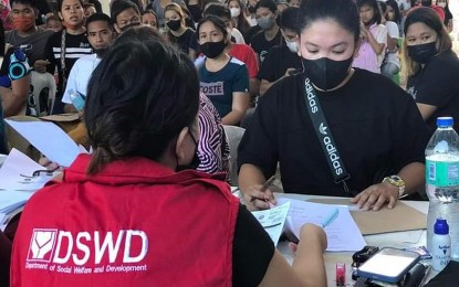 <p><strong>IMMEDIATE AID.</strong> The Department of Social Welfare and Development-Caraga facilitates the release of educational assistance in Butuan City on Saturday (Aug. 27, 2022,. A total of 2,012 beneficiaries received PHP6.4 million in cash assistance. <em>(Photo courtesy of DSWD-13)</em></p>