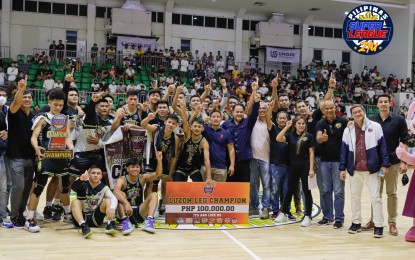 <p><strong>THE BEST OF LUZON</strong>. The Pampanga Delta receive their PSL 21U Luzon Leg championship after sweeping the Pasig-Cocolife Pirates in the best-of-three finals last week at their home, the Bren Z. Guiao Convention Center in San Fernando City. The national finals will be held later this year. <em>(Photo courtesy of the PSL)</em></p>