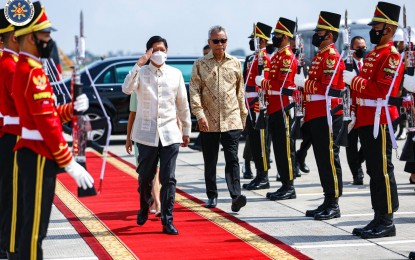 <p><strong>INDONESIA TRIP.</strong> President Ferdinand “Bongbong” Marcos Jr. concludes his three-day state visit in Indonesia on Tuesday (Sept. 6, 2022). Malacañang said Marcos’ first foreign trip as Chief Executive yielded around USD8.48 billion (PHP466.6 billion) worth of business deals. <em>(Photo from Office of the President FB page)</em></p>